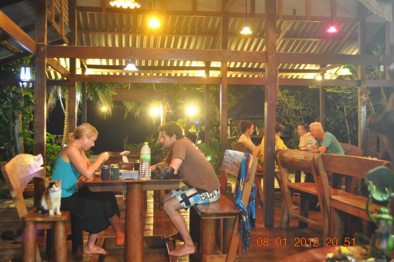 Frog Garden Hut Hotel Koh Phayam Buitenkant foto